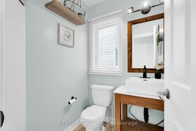 824 Cook Crescent, Dufferin, ON , MLS #X13526308 , Image - 1