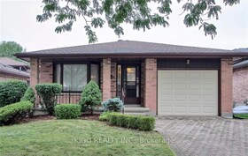15 Wyndham Crescent, Middlesex, ON , MLS #X13564986 , Image - 1