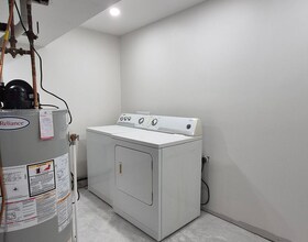 1961 Rollingacres Drive, Middlesex, ON , MLS #X13574092 , Image - 1