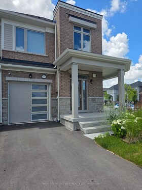 11 Edminston Drive, Wellington, ON