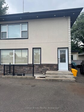 1295 Dundas Street, Oxford, ON
