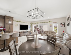 935 Chapel Hill Court, Waterloo, ON , MLS #X13580430 , Image - 1