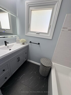 106 Sunset Crescent, Huron, ON , MLS #X13585352 , Image - 1