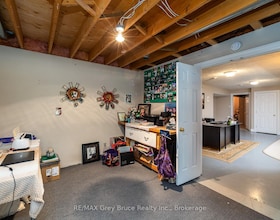 913 27th Street W, Grey County, ON , MLS #X13588806 , Image - 1