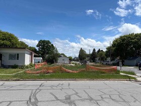 700 Crowe Avenue, Rainy River, ON