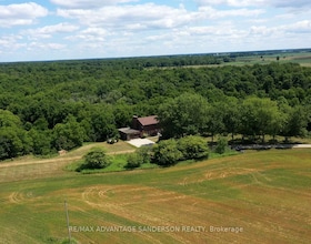 1502 Winter Drive, Middlesex, ON , MLS #X13610100 , Image - 1