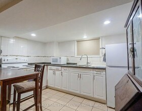 110 Lacroix Street, Chatham-Kent, ON , MLS #X13626430 , Image - 1