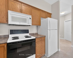 82 Maple Street, Niagara, ON , MLS #X13627542 , Image - 1