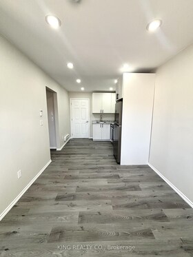 102 Wellington Street, Niagara, ON , MLS #X13473906 , Image - 1