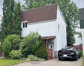 8 Grand River Court, Peel, ON