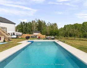 211 Roy Drive, Simcoe, ON , MLS #S13621396 , Image - 1