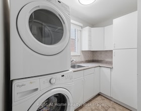 197 Parkwood Crescent, Hamilton, ON , MLS #X13619546 , Image - 1