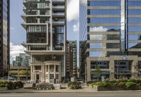 426 University Avenue, Toronto, ON