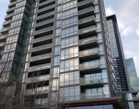 15 Fort York Boulevard, Toronto, ON