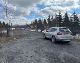 4221B Moodie Drive, Ottawa, ON , MLS #X13485106 , Image - 1