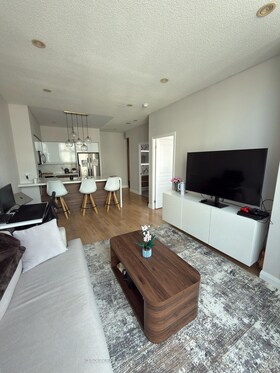 509 Beecroft Road, Toronto, ON