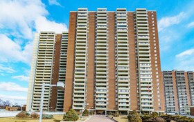 5 Massey Square, Toronto, ON