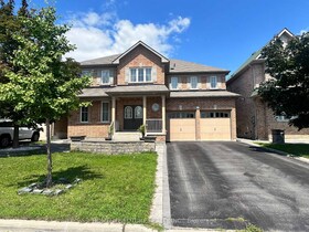 2432 Pilgrim Square, Durham, ON