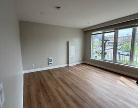 14 Rainswood Court N, Toronto, ON , MLS #W13490420 , Image - 1