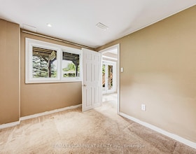 21 Moss Boulevard, Hamilton, ON , MLS #X13608560 , Image - 1