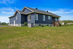 3572 Crosswind Crescent, Ottawa, ON