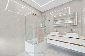 256 Northwestern Avenue, Ottawa, ON