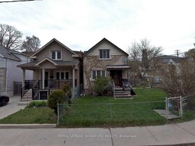 18 Dunraven Drive, Toronto, ON