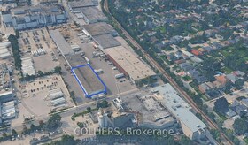 59-60 Huxley Road, Toronto, ON
