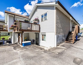27 Waverley Road, Durham, ON , MLS #E13513890 , Image - 1