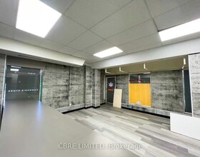 1384 Main Street, Hamilton, ON , MLS #X13590540 , Image - 1