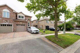 25 Pine Gate Place, Durham, ON , MLS #E13556718 , Image - 1