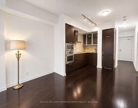 14 York Street, Toronto, ON , MLS #C13532374 , Image - 1