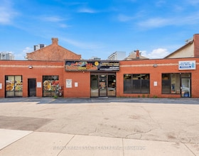 239 York Boulevard, Hamilton, ON , MLS #X13533114 , Image - 1