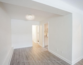 293 Indian Grove W, Toronto, ON , MLS #W13582318 , Image - 1