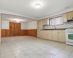 228 Andrew Park, York, ON , MLS #N13568484 , Image - 1
