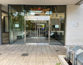 210 Simcoe Street, Toronto, ON , MLS #C13567442 , Image - 1