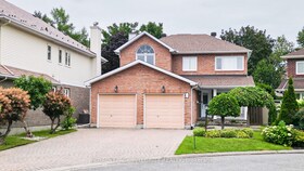4 GLENARDEN Court, Ottawa, ON , MLS #X13632162 , Image - 1