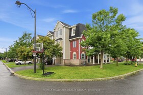 588 Foxlight Circle, Ottawa, ON , MLS #X13551424 , Image - 1