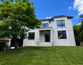 483 Selsey Drive, Peel, ON