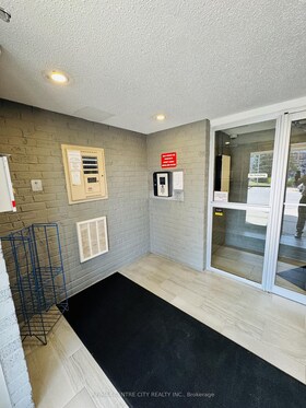 148 Conway Drive, Middlesex, ON , MLS #X13638226 , Image - 1