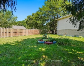 1406 Aspenridge Crescent, Middlesex, ON , MLS #X13640758 , Image - 1