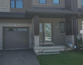 38 Jayla Lane, Niagara, ON