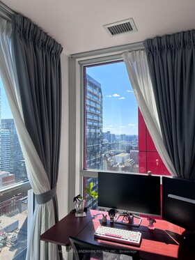318 Richmond Street W, Toronto, ON , MLS #C13642682 , Image - 1
