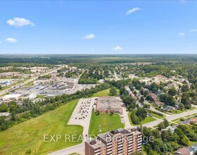 40 Sunset Boulevard, Lanark, ON , MLS #X13646682 , Image - 1