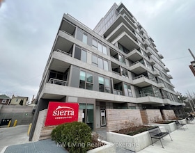 1 Cardiff Road, Toronto, ON