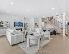 711 Hillview Crescent, Durham, ON , MLS #E13647768 , Image - 1