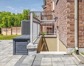 12 Paradise Valley Trail, York, ON , MLS #N13651974 , Image - 1