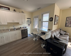 35 St David Street, Huron, ON , MLS #X13652710 , Image - 1