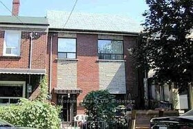 139 Lippincott Street, Toronto, ON