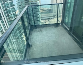 18 Harbour Street, Toronto, ON , MLS #C13656328 , Image - 1
